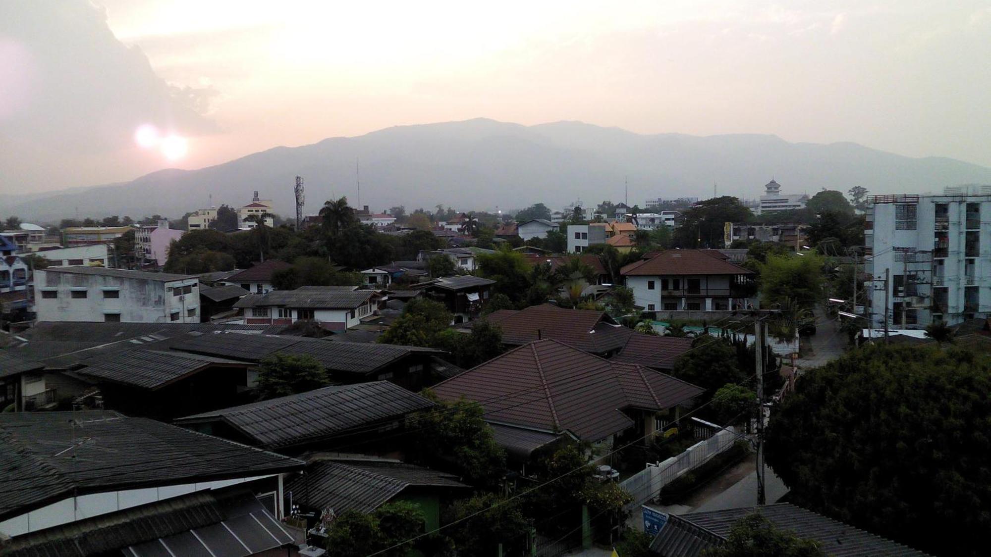 Mantra Place 清邁 外观 照片